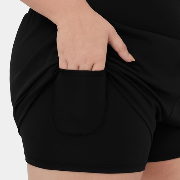 HALARA - NWT Back Pocket Plus Side Hidden Pocket 2-in-1 Gym Plus Size Shorts - Picture 4 of 13